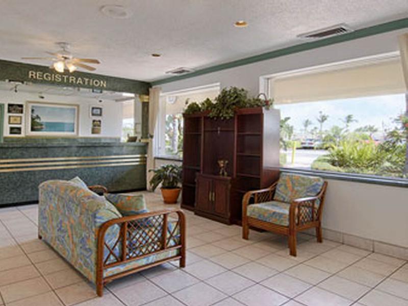 Days Inn By Wyndham West Palm Beach Buitenkant foto